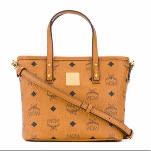 ✨HP✨Authentic✨MCM Anya Mini Shopper